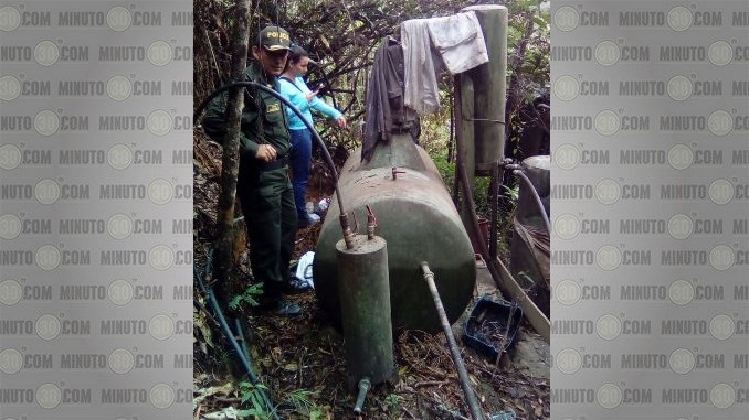 FOTOS: La Policía destruyó un laboratorio que producía 6 toneladas de clorhidrato de cocaína anuales 5 Laboratorio destruido en el municipio de El Peñol.