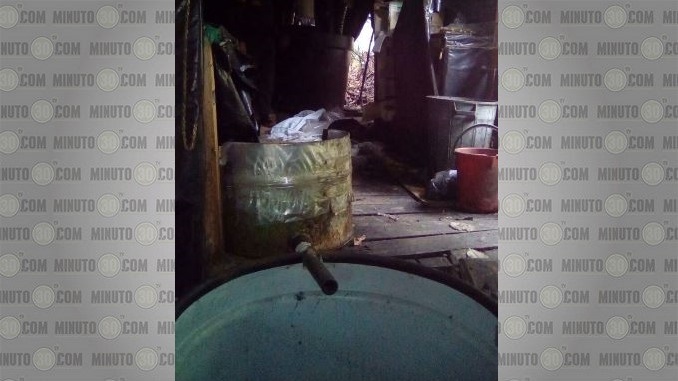 FOTOS: La Policía destruyó un laboratorio que producía 6 toneladas de clorhidrato de cocaína anuales 7 Laboratorio destruido en el municipio de El Peñol.