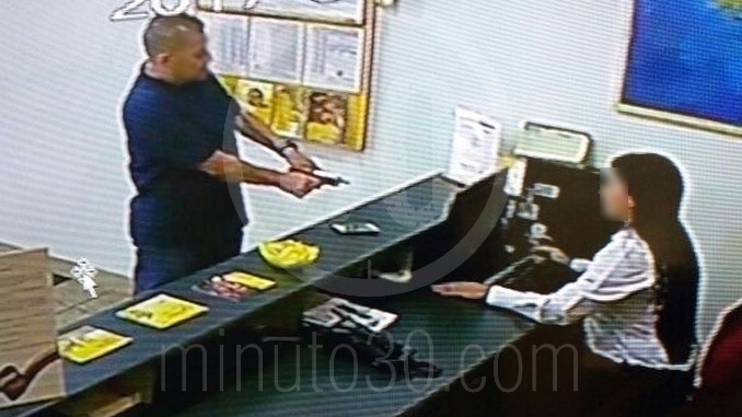 Ladrón de consultorios.