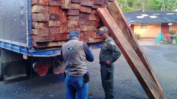 Madera incautada en Tutunendo.