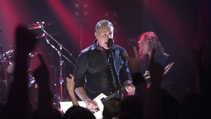 Metallica llevará hasta el Lollapalooza su discografía metalera y los acordes de su décimo álbum de estudio, "Hardwired... to Self-Destruct", con el que la banda, lejos de programar su autodestrucción, recupera la confianza perdida tras ocho años de sequía. EFE/Archivo