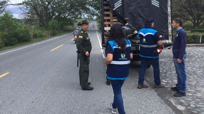 Madera incautada en Santa Fe de Antioquia.