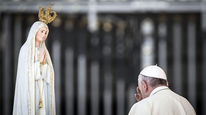 El papa Francisco se reconoce como pecador y alerta ante los populismos
