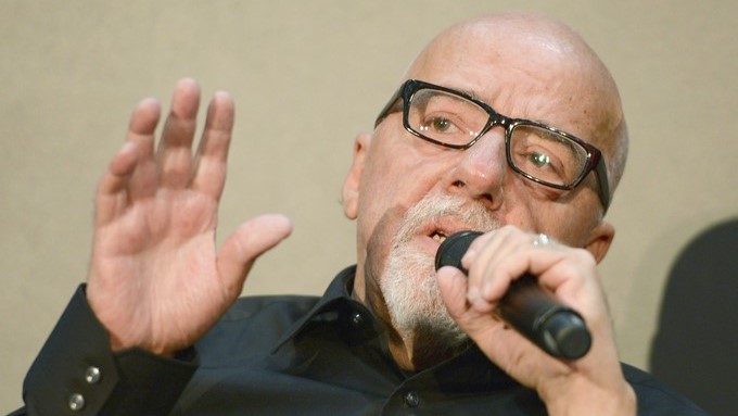 Paulo Coelho asegura que relee “El Alquimista” con regularidad