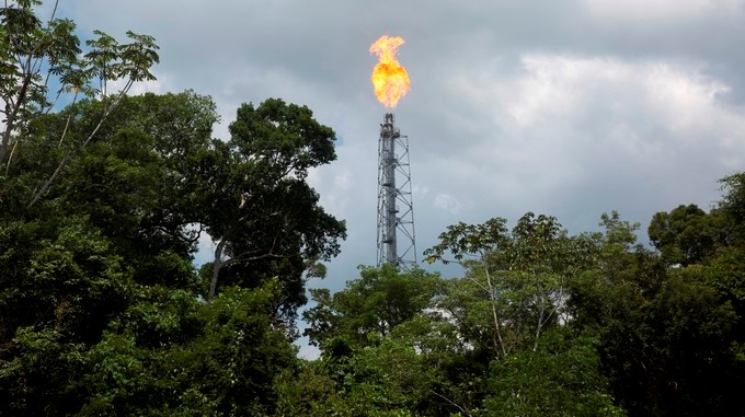 Fotografía de la base la explotación petrolífera de Urucú, de la petrolera brasileña Petrobras. EFE/Archvio