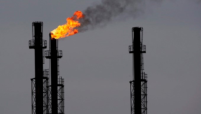 El crudo Brent baja hasta 51,52 dólares