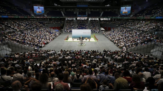 Vista general de una Asamblea anual de los Testigos de Jehová. EFE/Archivo