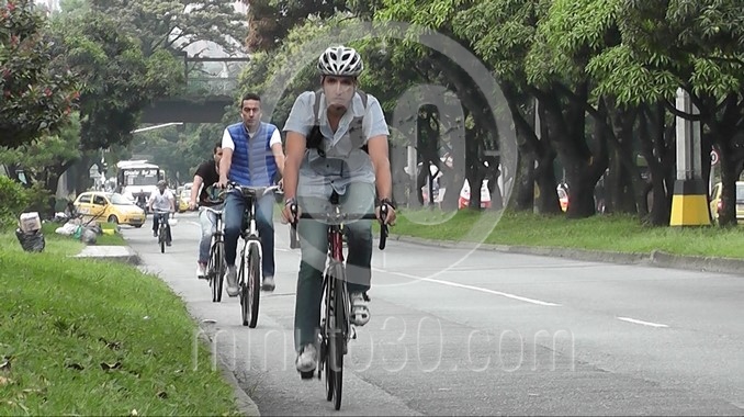 Así acatan los paisas el Día sin Carro