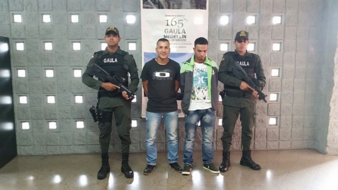 VIDEO y FOTOS: Cobraban una extorsión por 15 millones de pesos y los capturó el Gaula de la Policía 3 Extorsionistas_2.jpg