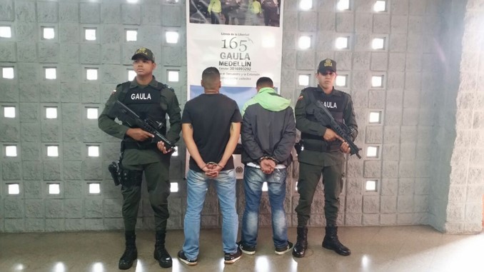 VIDEO y FOTOS: Cobraban una extorsión por 15 millones de pesos y los capturó el Gaula de la Policía 5 Extorsionistas_4.jpg