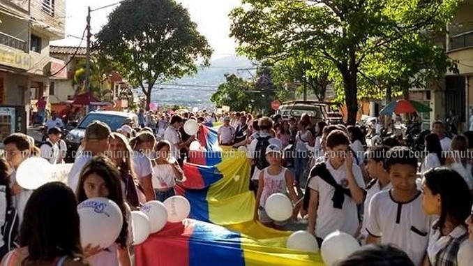 Marcha_Comuna_4_Feminicidio_6