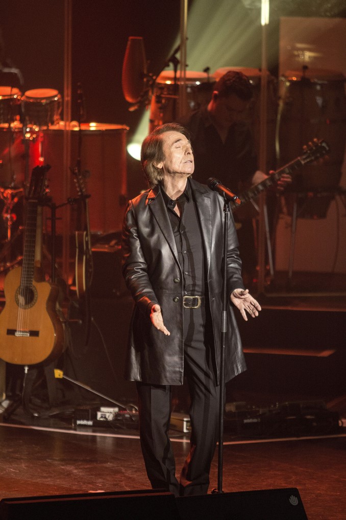 CONCIERTO DE RAPHAEL