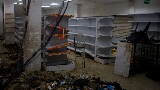 ONCE MUERTOS EN EL OESTE DE CARACAS AL PARTICIPAR EN SAQUEOS