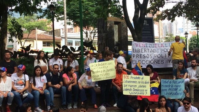 Venezolanos_en_Medellín_1