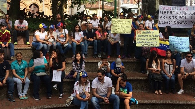 Venezolanos_en_Medellín_2