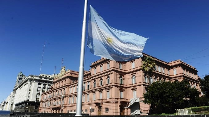 argentina_bandera_casa_rosada