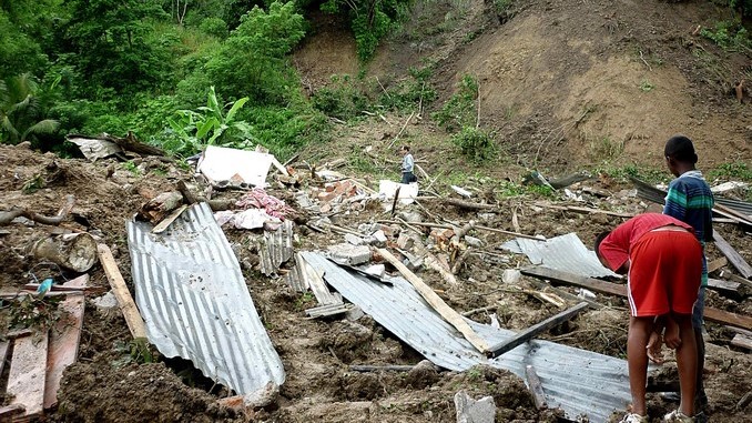 Deslizamiento de tierra.