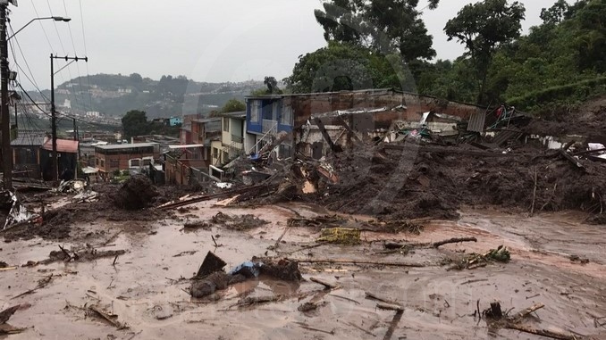 Deslizamientos en Manizales.