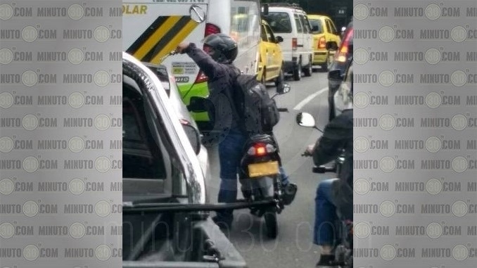 Fletero en la carrera 70.