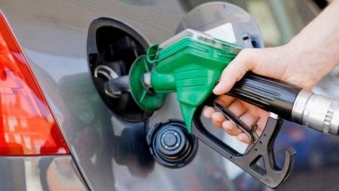 ¡OJO! Precio de la gasolina subirá en estas zonas del país