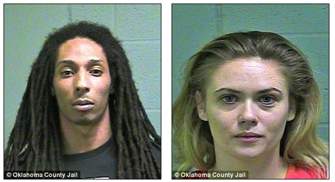 Lawrence 'LJ' Moore y Micah Parker/ Tomada de Daily Mail UK/ Oklahoma Country Jail