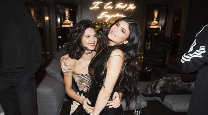 Kendall y Kylie Jenner/ Tomada de Instagram: @kyliejenner
