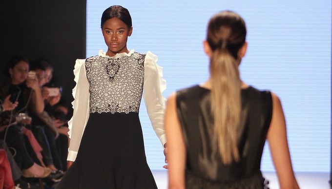 La diseñadora Amelia Toro cierra con broche de oro la Bogotá Fashion Week