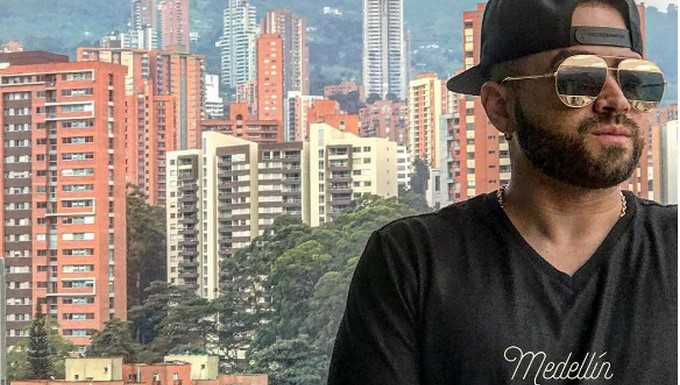 El cantante Nacho en su visita a Medellín/ Tomada de Instagram: @nacho para ilustrar la nota
