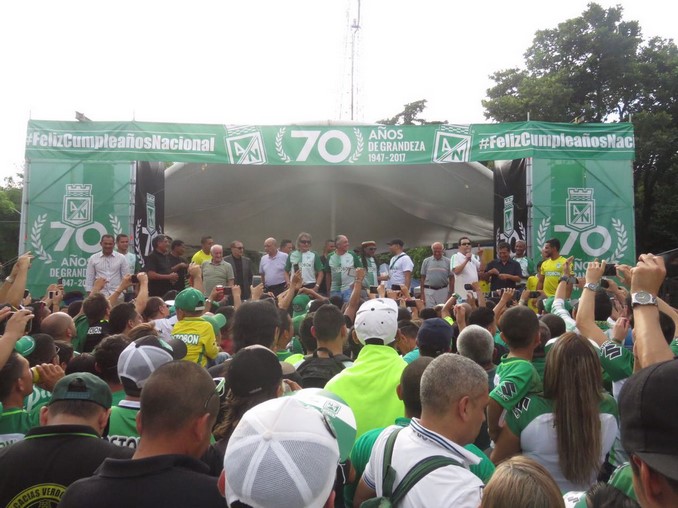 FOTOS: Nacional festejó sus 70 de años de existencia junto a la hinchada 6 nacional 70 a%C3%B1os 6