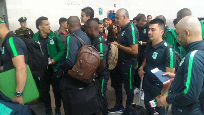 FOTOS: "¡El viaje de la esperanza!", Nacional partió hacia Brasil 1 nacional aeropuerto 2