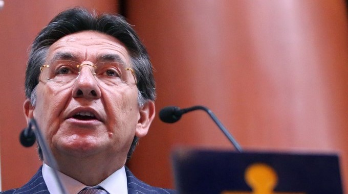 nestor-humberto-martinez-Copiar