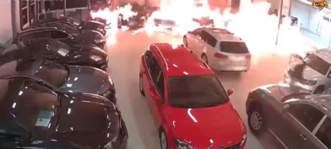 Captura tomada de Youtube: Right News Network