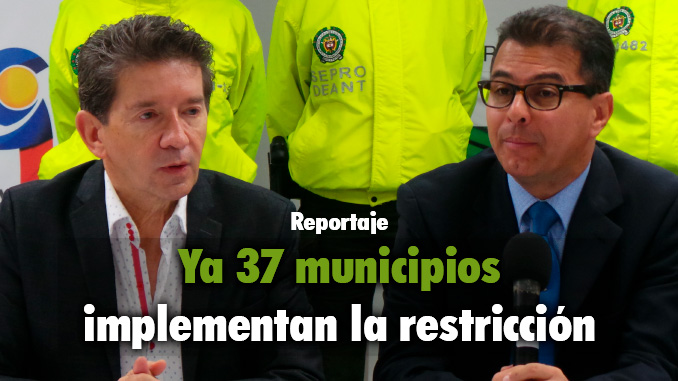 Luis Pérez Gutiérrez - Gobernador de Antioquia y Carlos Jaime Taborda Director Fiscalías Antioquia. Foto/Minuto30