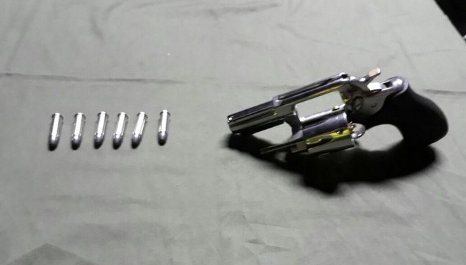 Capturaron a un joven en Rionegro con un revólver y munición