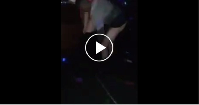 Vídeo. Escandalizaron a todos al cambiar baile por sexo en plena discoteca