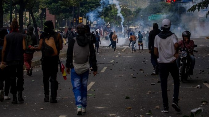 China considera que los venezolanos pueden gestionar bien sus propios asuntos