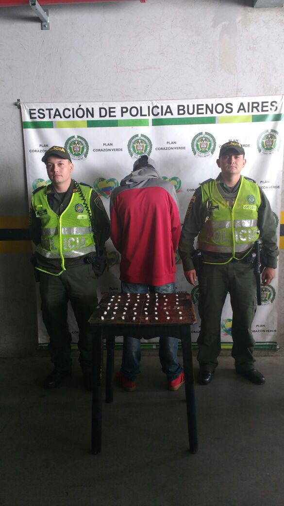 Fotos: Capturados con droga y celulares robados en Buenos Aires 3 1 CASO