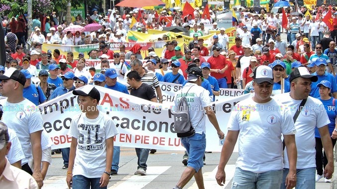 Marcha_1_de_Mayo_17.jpg