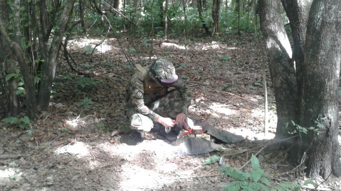 Destruyen área campamentaria del Eln en la que se fabricaban artefactos explosivos