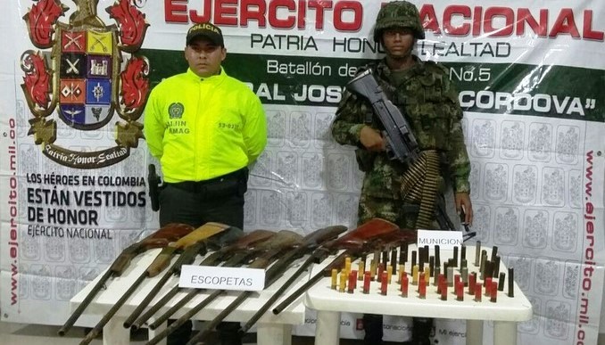Ejército y Sijín decomisaron armas del 'Clan del Golfo' en el Magdalena