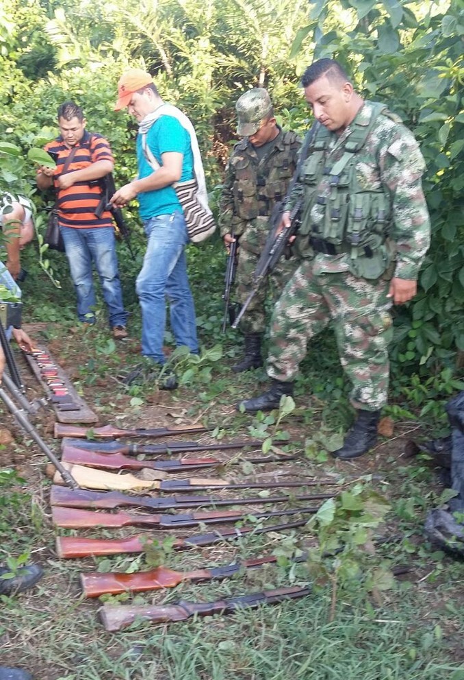 Ejército y Sijín decomisaron armas del 'Clan del Golfo' en el Magdalena
