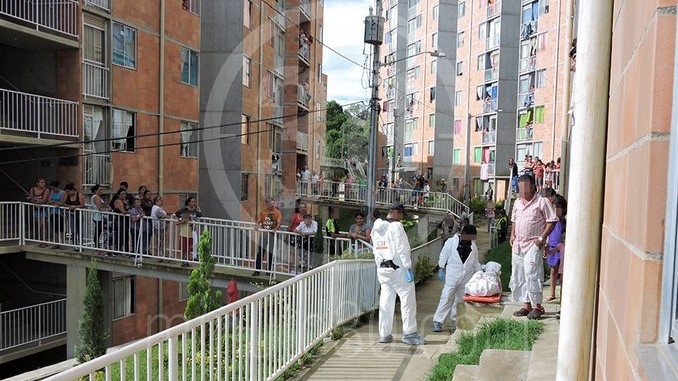 Hombre asesinado en el barrio Santa Rita de Bello.