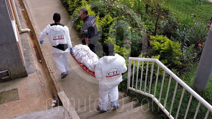 Hombre asesinado en el barrio Santa Rita de Bello.