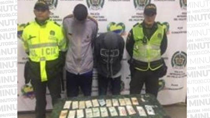 Capturados por atracar a un taxista.