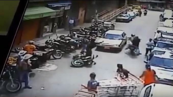 Balacera en la Placita de Flórez.