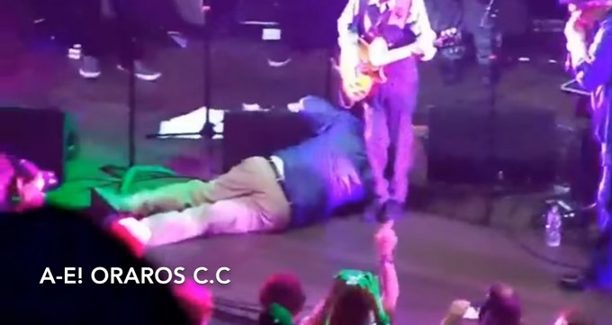 Bruce Hampton/ Tomada de Youtube: All- Exclusive! O Celebrity Channel