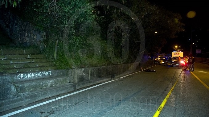Cadáver encontrado en la vía al mar, en Robledo.