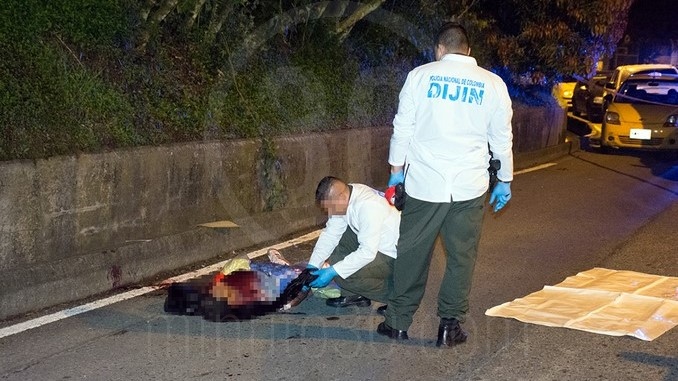 Cadáver encontrado en la vía al mar, en Robledo.