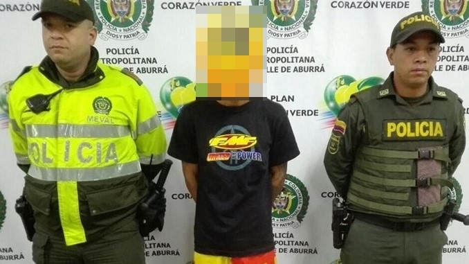 FOTOS: Capturado sujeto al que le incautaron un revólver ilegal en Itagüí 1 Capturado con un revólver en Itagüí.