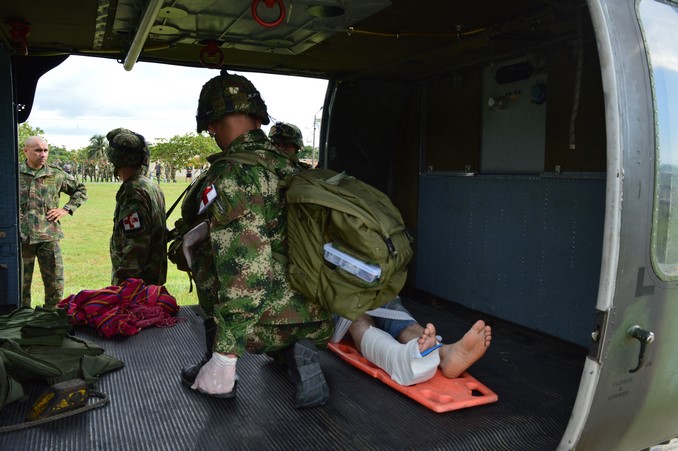 Ejército brindó ayuda humanitaria a dos personas heridas en San José de Apartadó